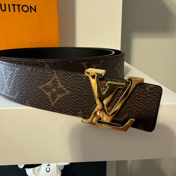 Louis Vuitton Belt - Picture 2 of 3